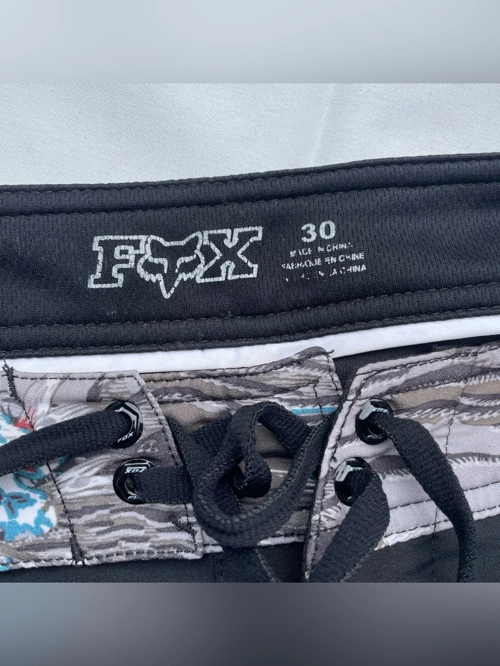 Fox Men's Black Swim Trunks with Patterned Waistband 30x9